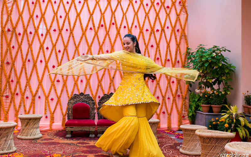 haldi dresses for bride sister