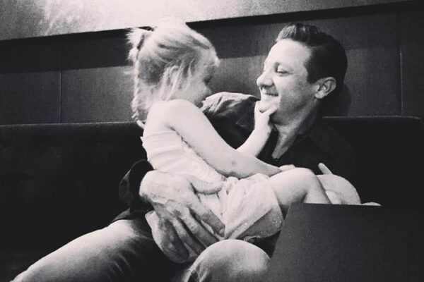 Jeremy renner daughter cancer